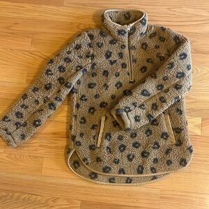 Abercrombie Cheetah Sherpa Fleece Half Zip